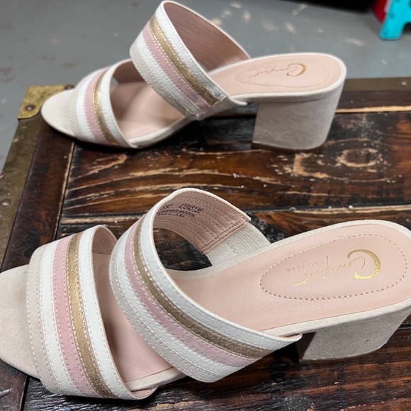 Women’s silo on heels - Picture 4 of 5